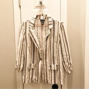 Soho Apparel linen blend gray striped 1 button closure size large